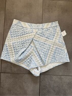NWT En Saison Quilted Scarf Print Wrap Shorts - Size small